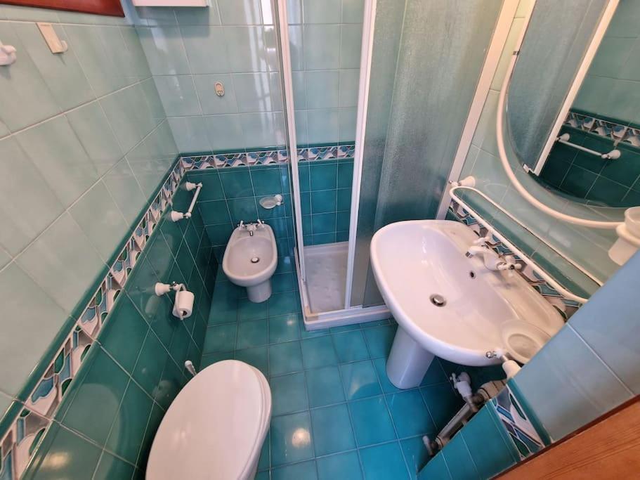 Silver Sands Finale Ligure - Traditional Apartment - 4 Beds & Terrace By The Beach Eksteriør bilde